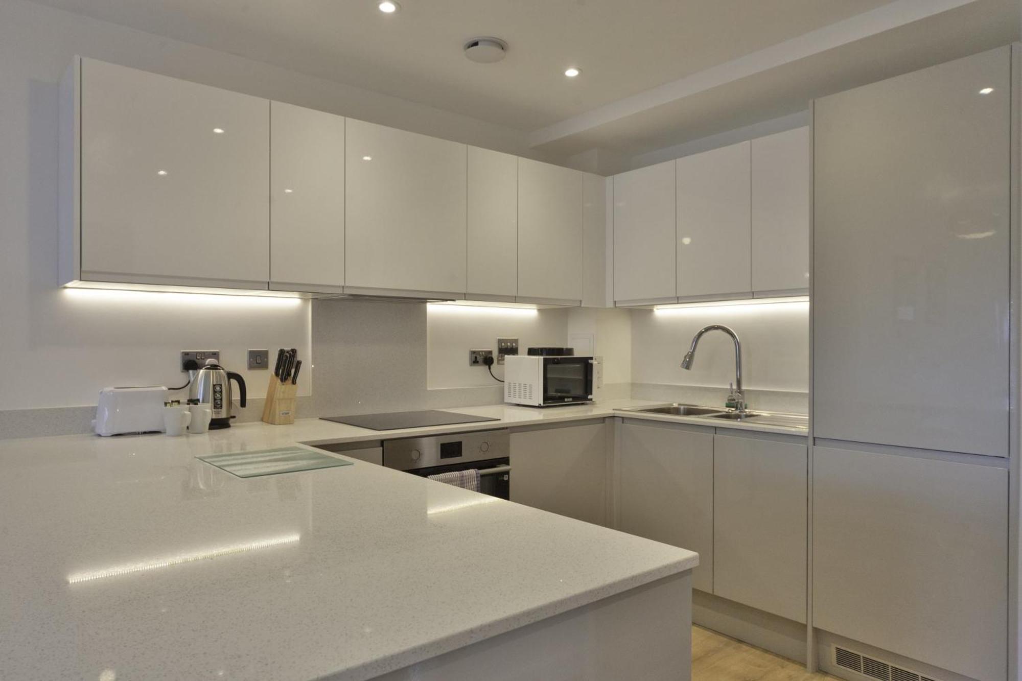 Lovely 2 Bedroom Apartment In Central Ashford Ashford  Exterior foto